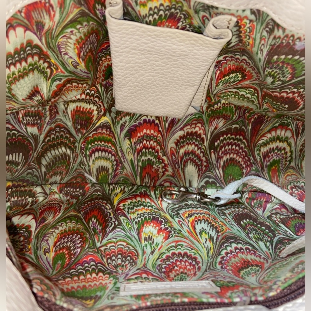 Dooney & Bourke Cream Leather Shoulder Bag - Picture 4 of 8